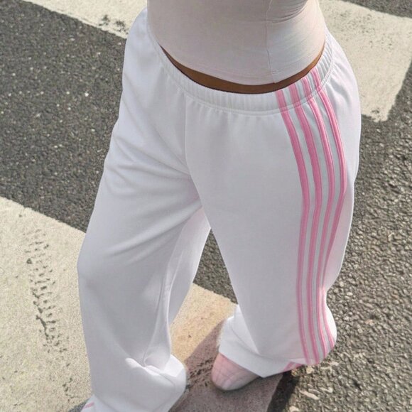 White Casual Women's Striped Knitted Loose Fit Sweatpants - Picture 5 of 5